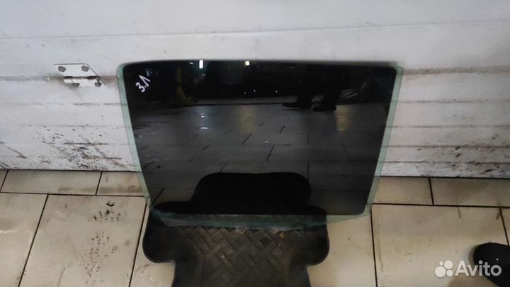 Стекло задней двери renault clio 2 symbol