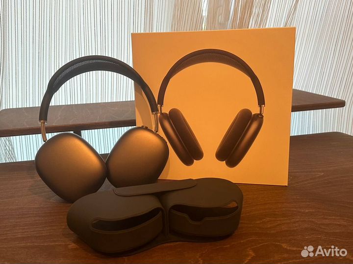 AirPods Max Space Grey