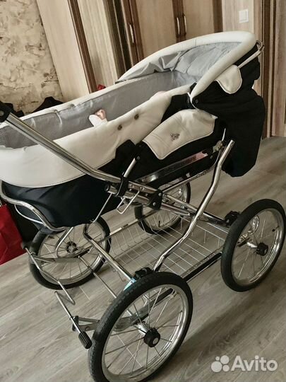 Продам детскую коляску Hesba