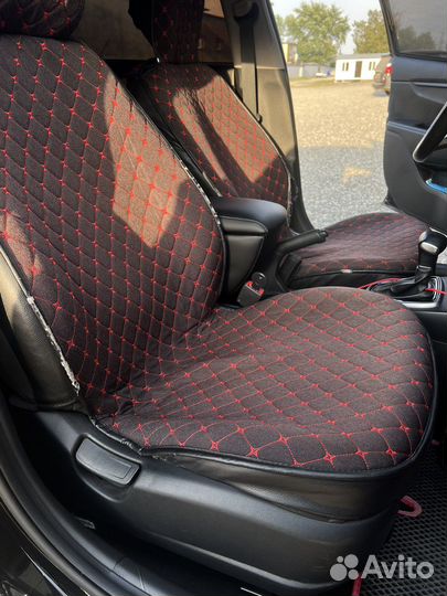 Чехлы на автомобильные сидения