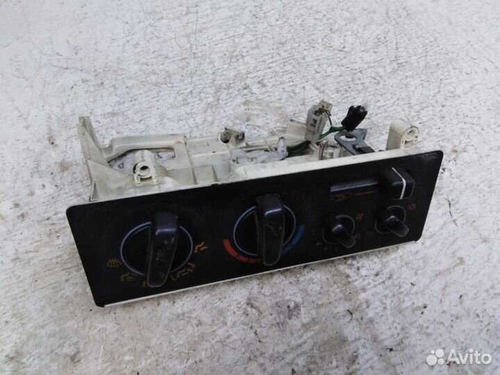 Блок управления климат контролем MB878003