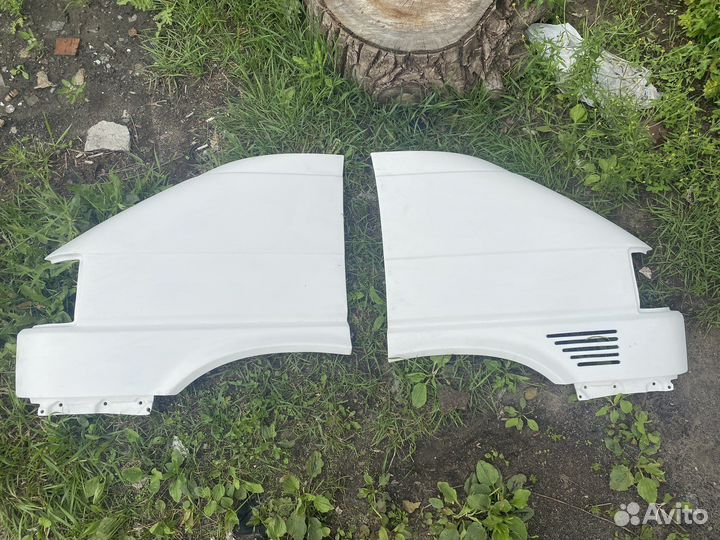 Переднее крыло на T4, левое правое