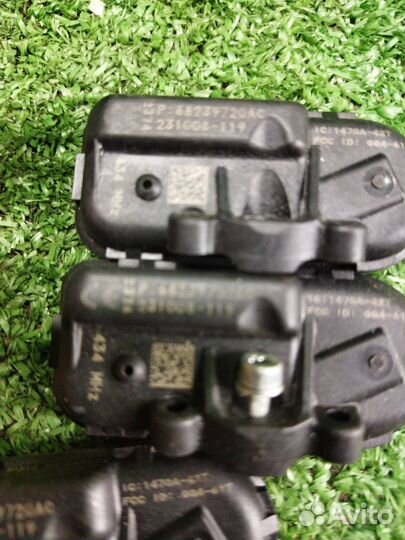 Датчик давления в шине Jeep Cherokee KL 231008-119