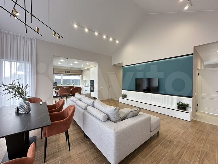 Дом 130 м² на участке 8 сот.