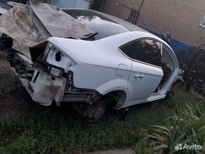 Автомобиль на запчасти Ford Mondeo 4 разбор