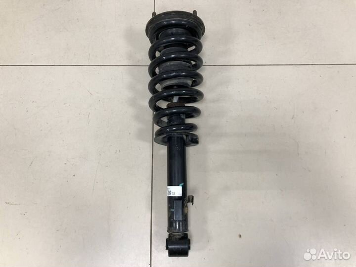 Амортизатор передний Mitsubishi Pajero/Montero Spo