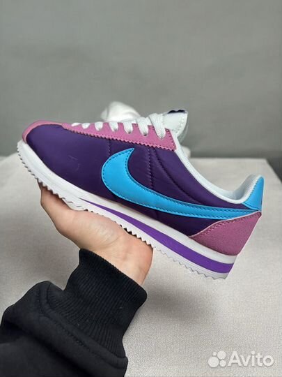 Кроссовки nike cortez женские