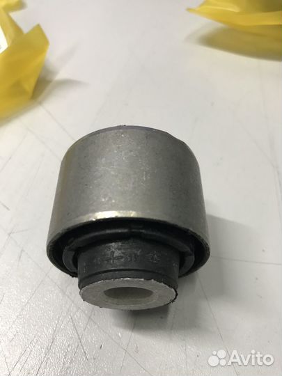 Сайлентблок заднего рычага Hyundai Tucson.Оригинал