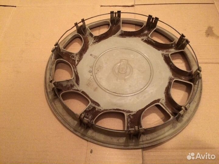 Колпак колеса Nissan Maxima 4031531U02