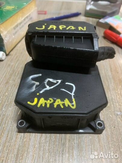 Блок ABS BMW 7 E65/E66/E67 рест. 2006 6771233