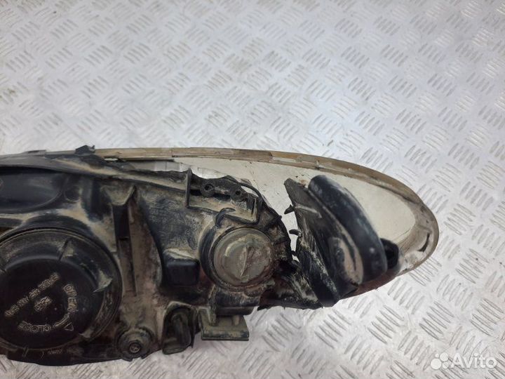 Фара правая Hyundai Elantra HD 1.6 G4FC 122 Л.С