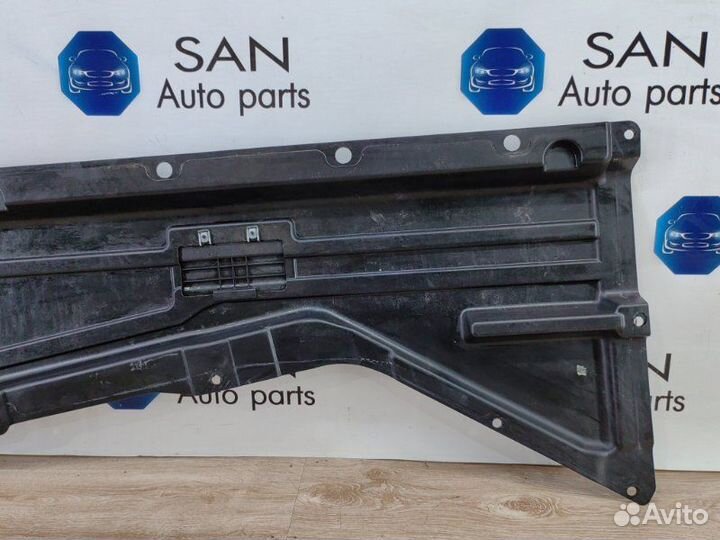 Защита днища правая Bmw X5 E70 N62B48 2008