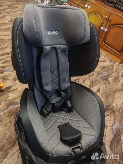 Автокресло детское Recaro Optiafix