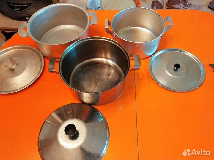 Алюминиевая посуда СССР: кастрюли, подстаканник
