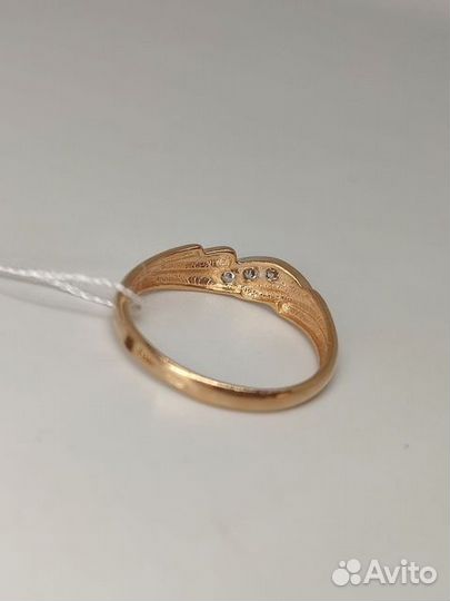 Золотое кольцо с фианитом 17,5р