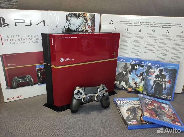 Sony PS4 Limited edition metal gear