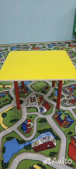 Детский стол