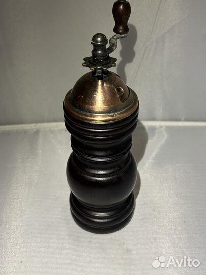 Мельница для специй б/у