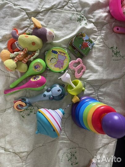 Погремушки и развивающие игрушки