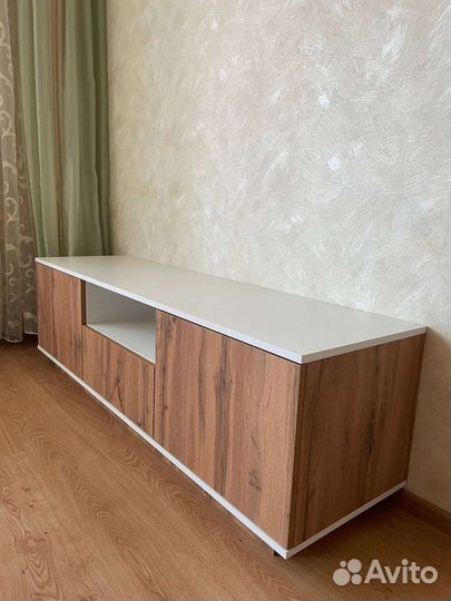 Тумба под телевизор новая