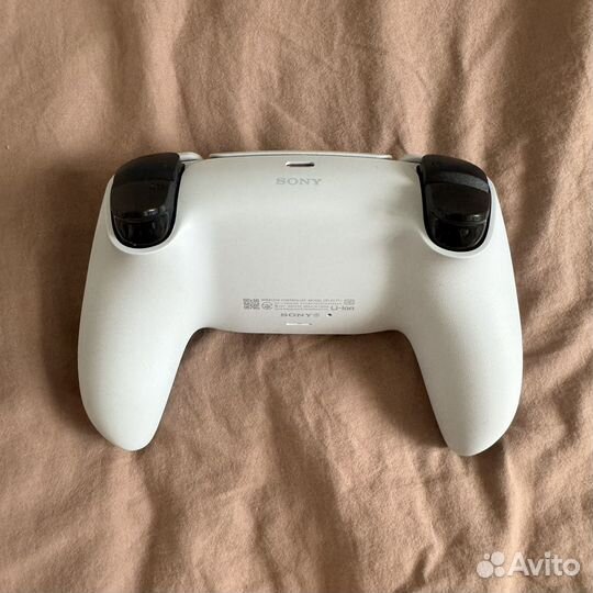 Геймпад DualSense