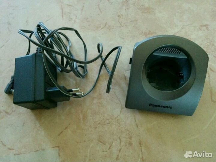 Зарядное устройство к т/ф Panasonic