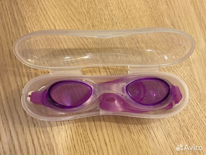 Очки для плавания с чехлом