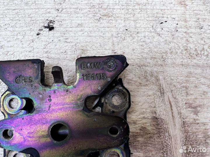 Кронштейн датчика ускорения BMW E53