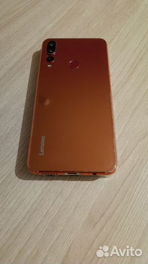 Lenovo Z5S, 6/64 ГБ