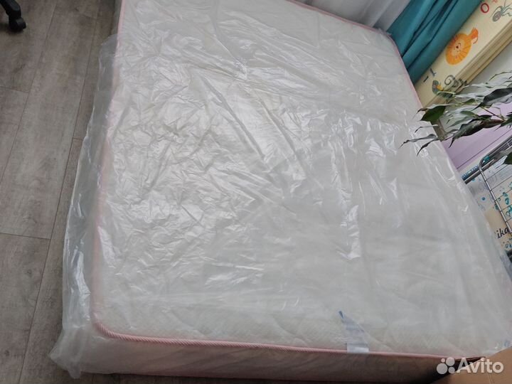 Матрас 160х200 бу