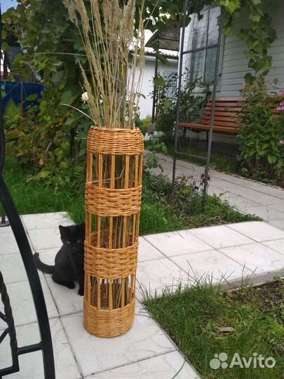 Ваза напольная из бумажной лозы