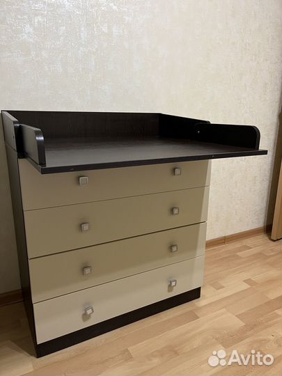 Пеленальный столик комод