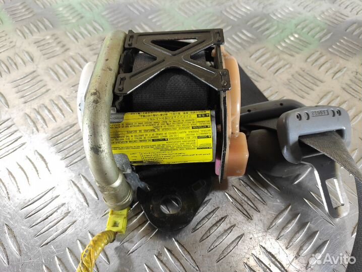 Ремень безопасности передний левый Daihatsu Atrai