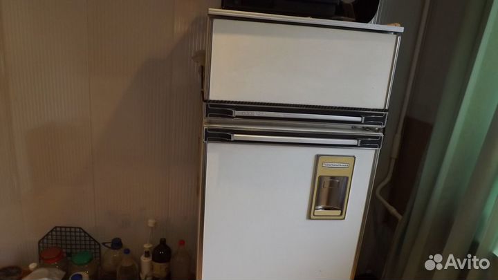 Холодильник,ока 6М, двухкамерный