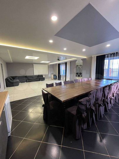 Коттедж 400 м² на участке 4 сот.