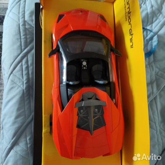 Радиоуправляемая модель Lamborghini