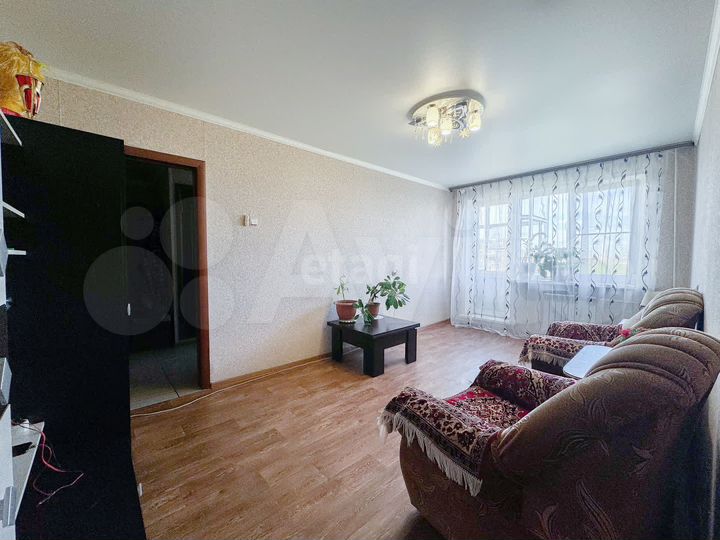 3-к. квартира, 64 м², 8/9 эт.