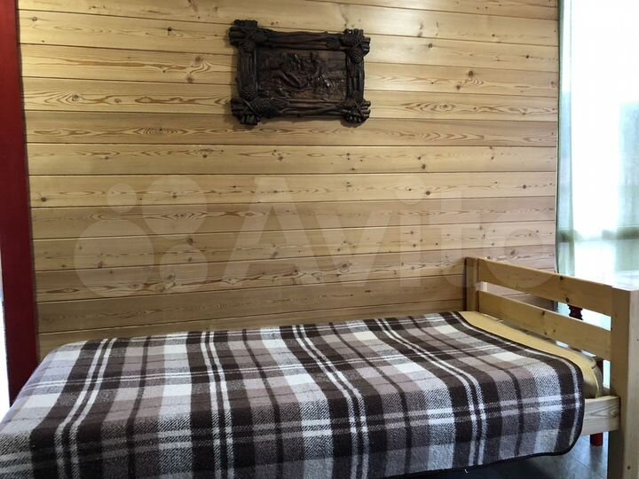 Дом 20 м² на участке 3 сот.