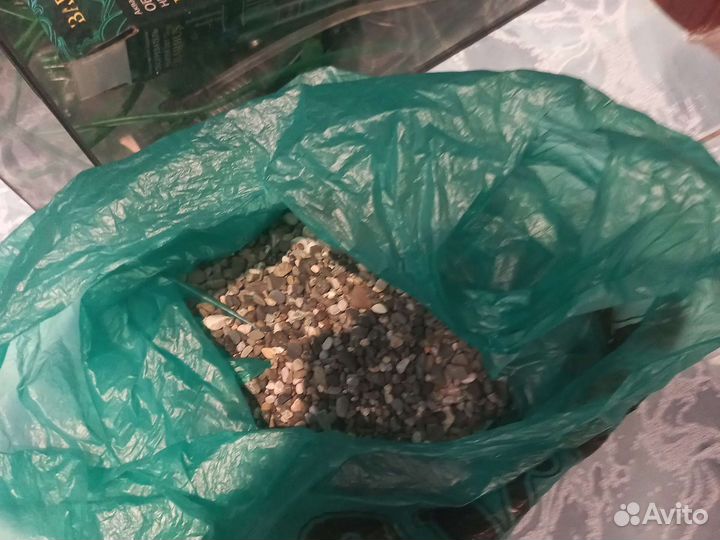 Аквариум,грунт,фильтр и обогреватель