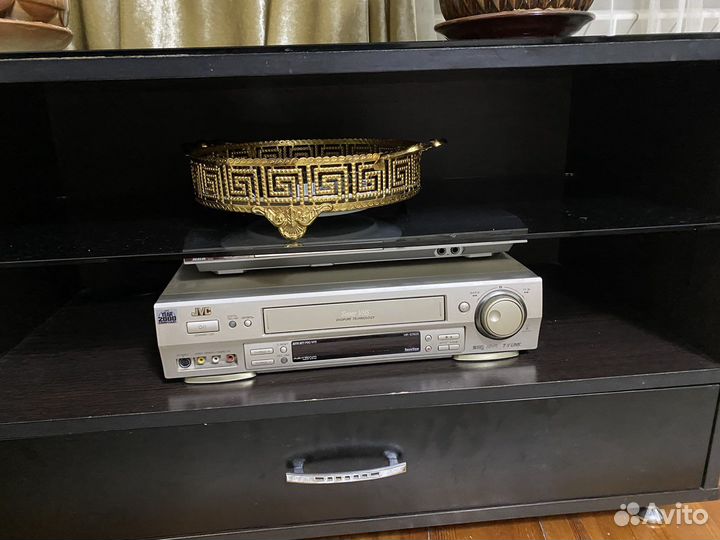 Тумба под телевизор