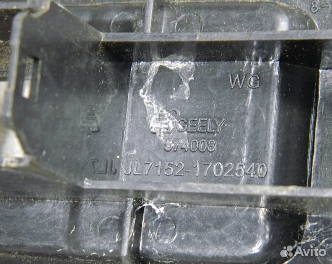 Накладка кнопки стеклоподъемника передняя правая G