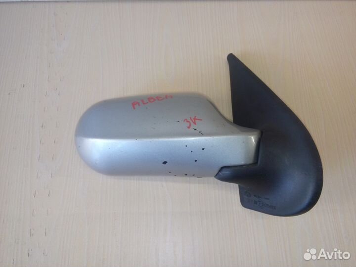 Зеркало правое Fiat Albea 2010г