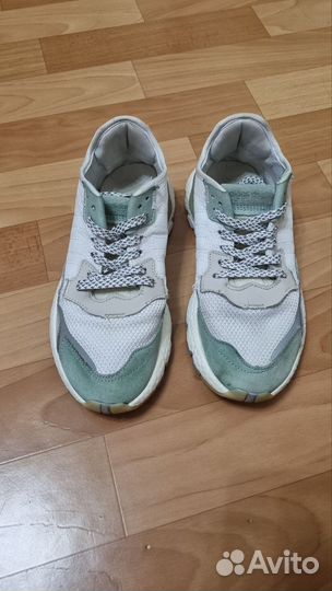 Кроссовки женские adidas, 38 размер