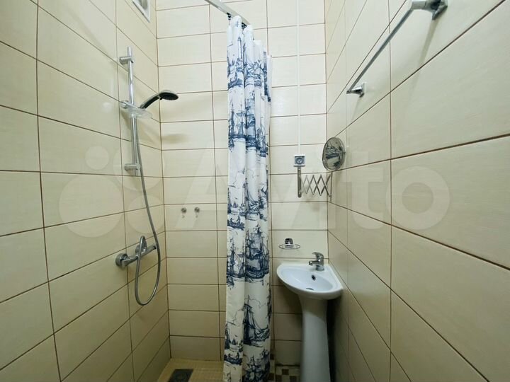 Комната 20 м² в 5-к., 1/5 эт.