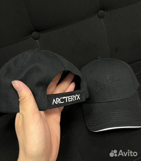 Кепка Arcteryx с отражающими элементами