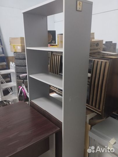 Угловой письменный стол