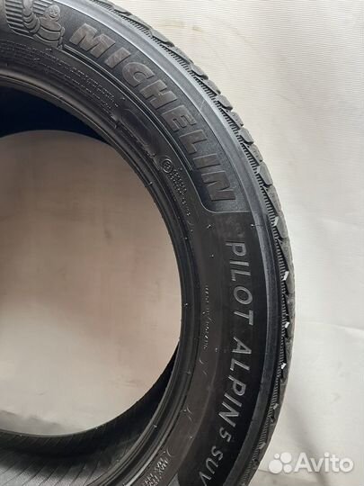 Michelin Pilot Alpin 5 SUV 235/55 R19 105V