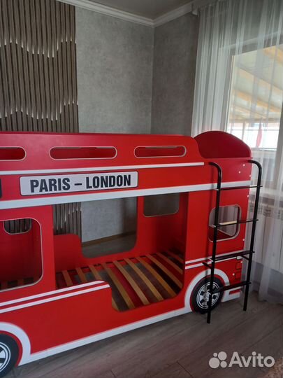 Кровать детская двухярусная автобус
