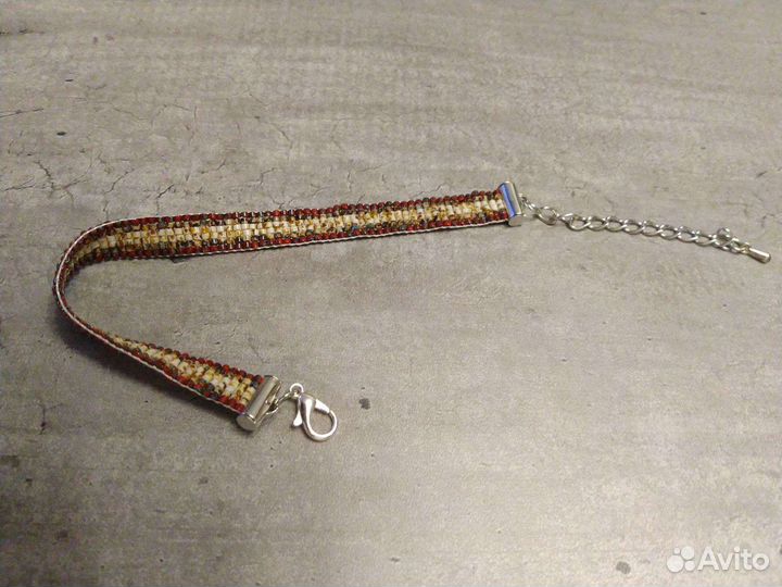Браслет из бисера