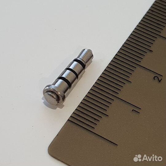 Заглушка-кнопка в 3,5 Mini Jack